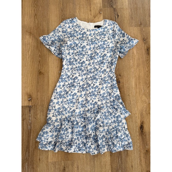 Banana Republic Dresses & Skirts - Banana Republic Floral Mini Dress Womens 0 Blue White Flutter Sleeve Ruffle Hem